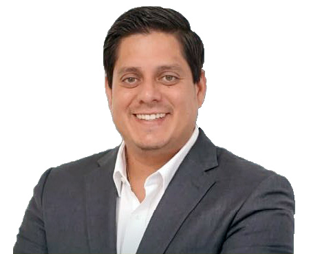 Dr. Julio Paredes